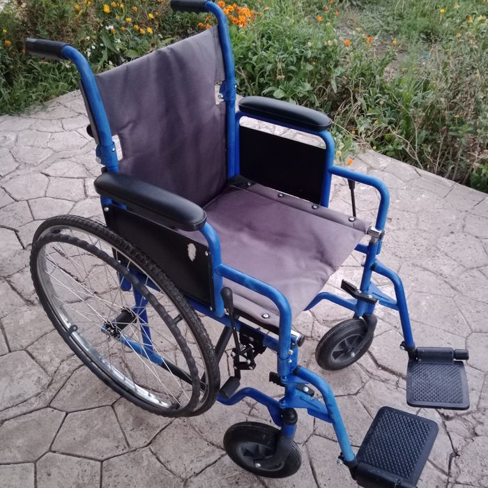 Коляска для инвалидов