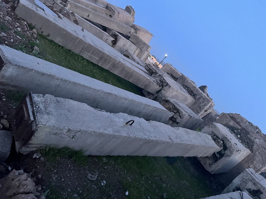 Прадается колона