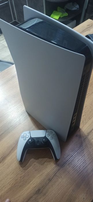 Продам ps5 на 1т