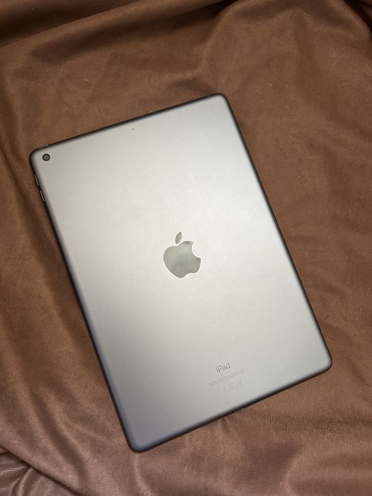 iPad 8 32gb в хорошем состоянии