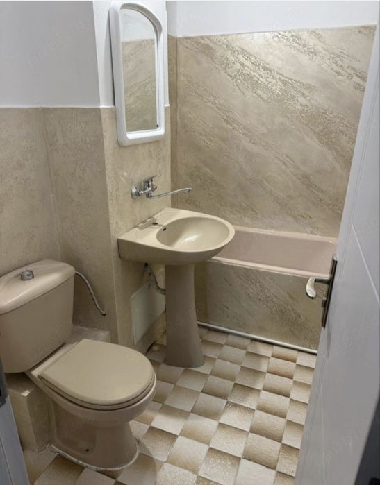 Vand apartament 2 camere, decomandat, confort 1,renovat,eta 2 ,mobilat, utilat,strada Pandurilor — fotografia 3