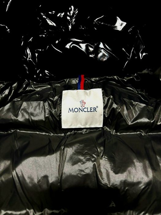 Geaca Moncler neagra