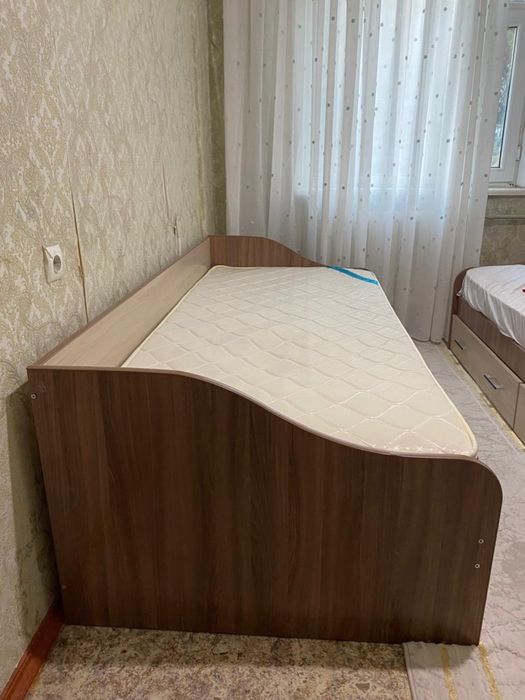 Кровать односпальная