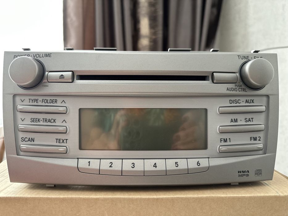 Продам магнитолу от Camry