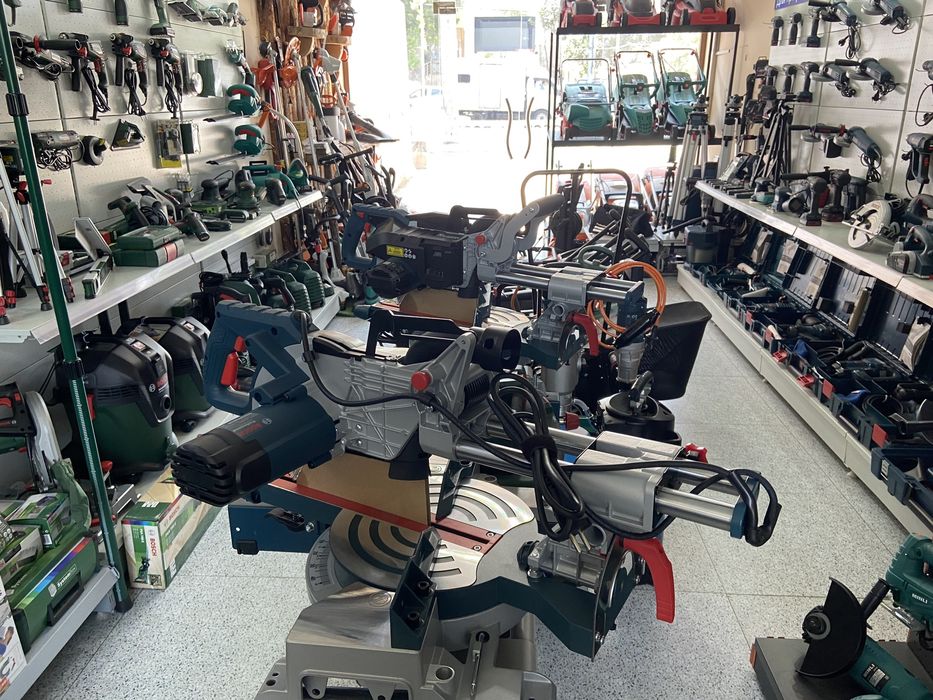 Скидкаа!! Лобзиковая пила (лобзик) Bosch GST 700 Professional