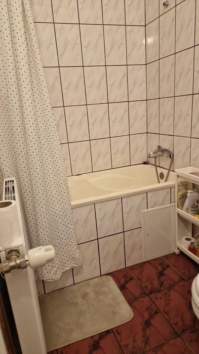 Casă cu 5 camere, 3 APARTAMENTE de vânzare! OCAZIE MAXIMĂ, PREȚ MINIM!