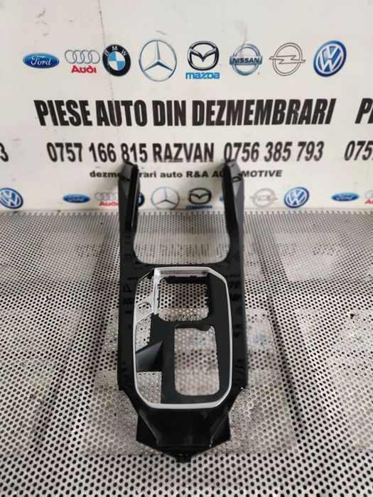 Ornament Trim Consola Centrala Schimbator Bmw Seria 1 F40 F41 Volan Stanga Mic Defect Dezmembrez Bm
