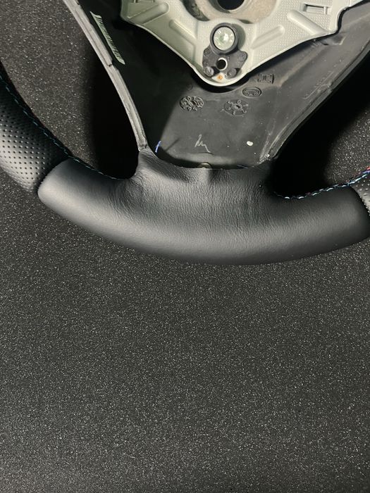 Волан BMW E90 M - Претапициран