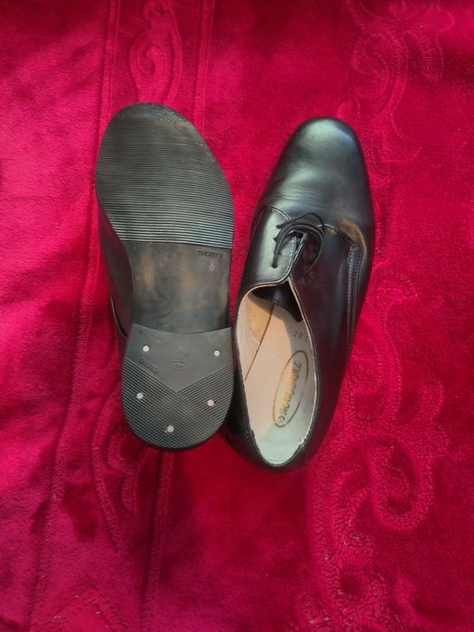 Pantofi militari de piele, doar Ploiești, 100 lei