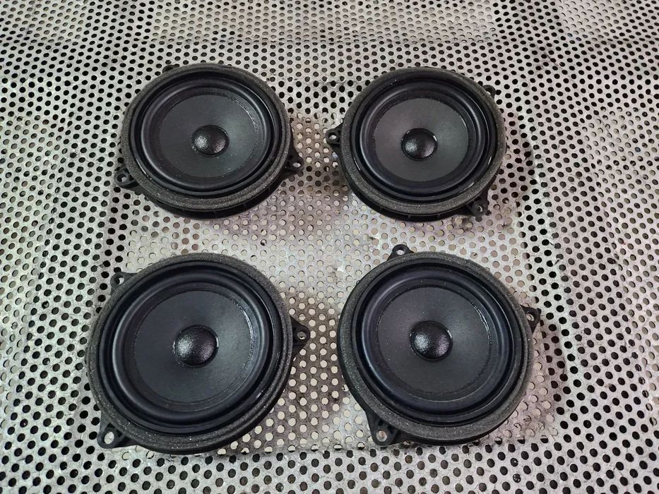 Baxe Boxa Difuzor Usa Bmw Seria 1 Seria 2 F40 F44 F45 F46 X1 X2 F39 F48 Mini I3 Cod  Model Dupa 201