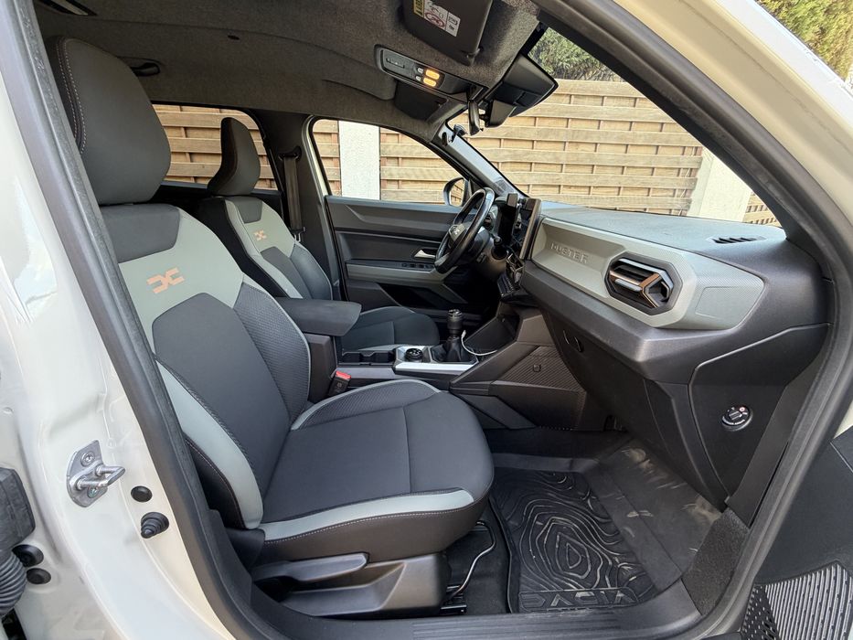 Dacia Duster 2025 Extreme 4x4 Full•Hybrid 130CP•6Camere•Scaune inczalite•Variante