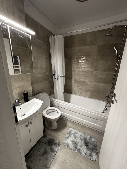 Chirie garsoniera regim hotelier cu loc de parcare