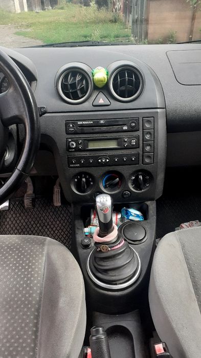 FORD Fiesta 2003 — imagine 5