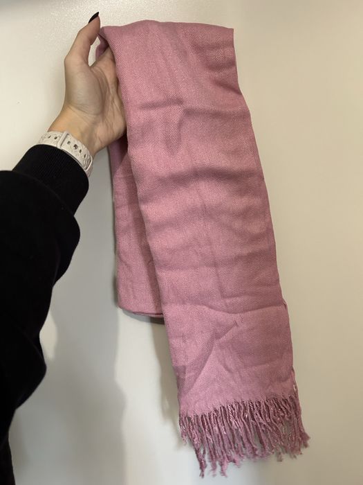 Дамски шалове нови