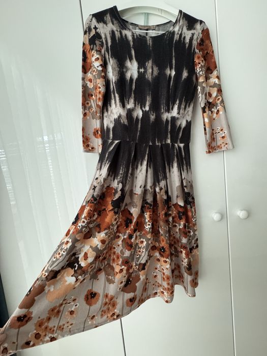 Rochie din lana si vascoza cu print