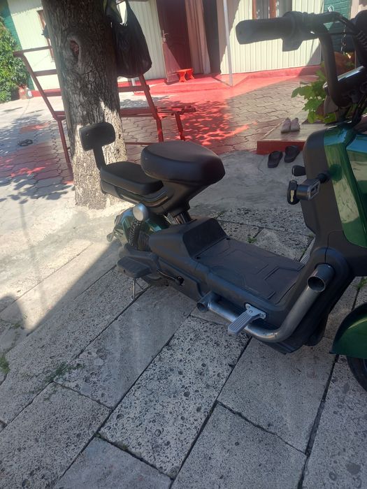 Продам скутер Танк