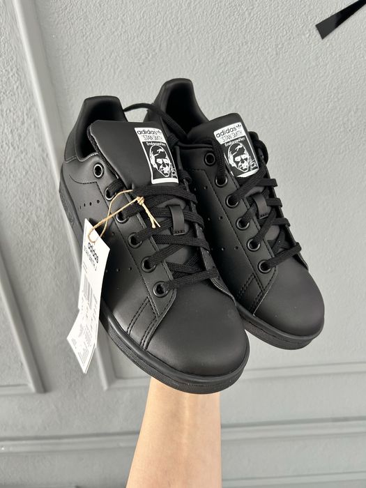 Adidas Stan Smith marimea 36 ( interior 23 cm)