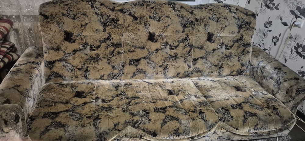 Диван отдам бесплатно