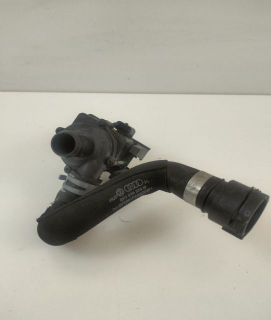Pompa recirculare apa  8K0819147 / 8K0965561A Audi Q5 8R seria