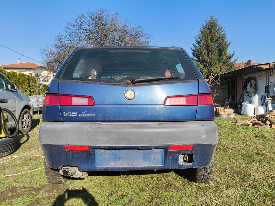 алфа ромео 145 на части