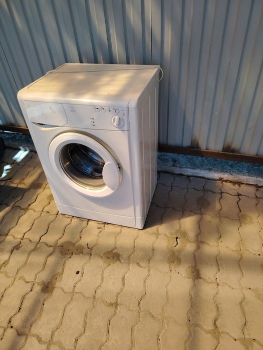 Продам стиральную машинку
