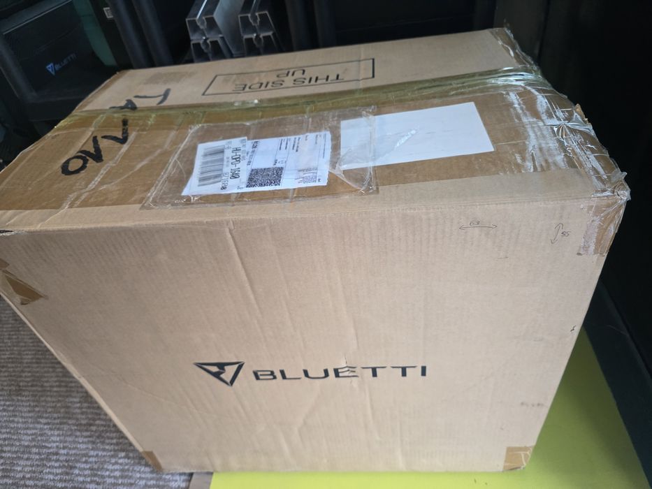 Invertor Bluetti AC 300
