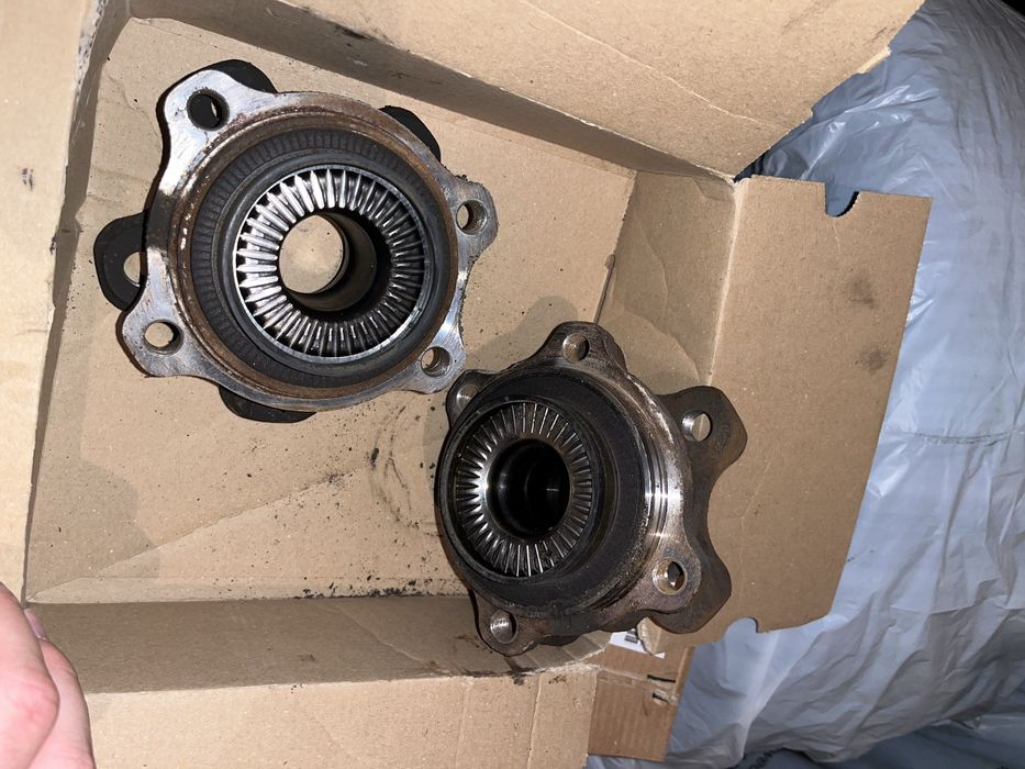 Лагерна задна главина BMW G20