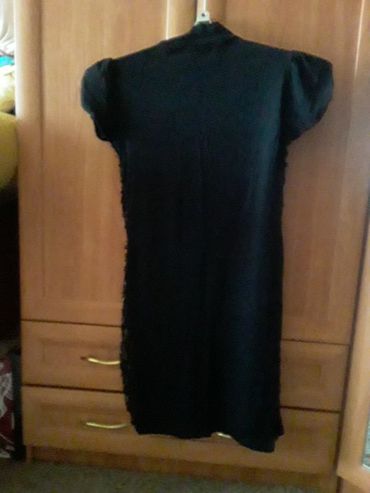 Продам платья для девушек