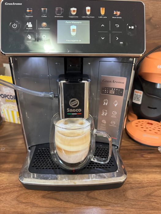 Saeco GranAroma-SM6585
Напълно автоматична машина за еспресо.