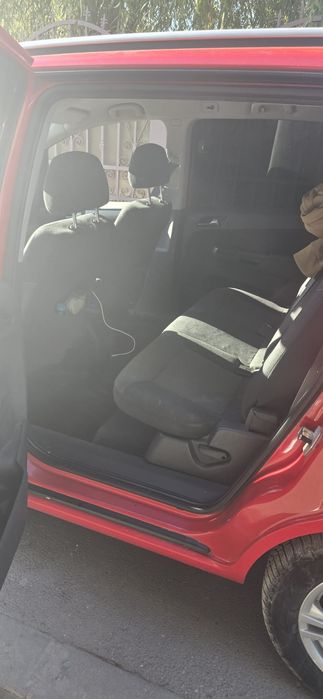 VÂND Urgent Opel Zafira diesel 2011 -155mii km Reali