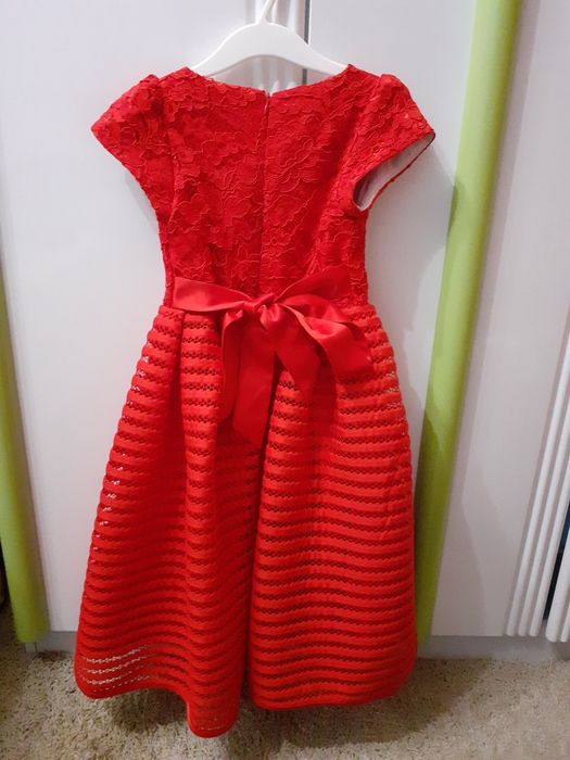 Официални рокли 5-6 год и Детски ски гащеризон Mayoral