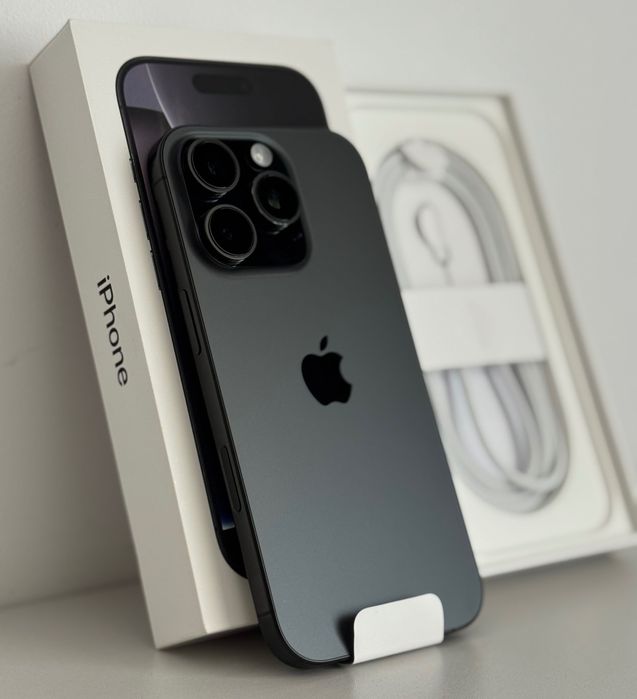 iPhone 16 Pro 256GB Black Titanium