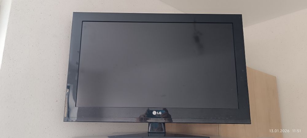 Продам телевизор LG 32