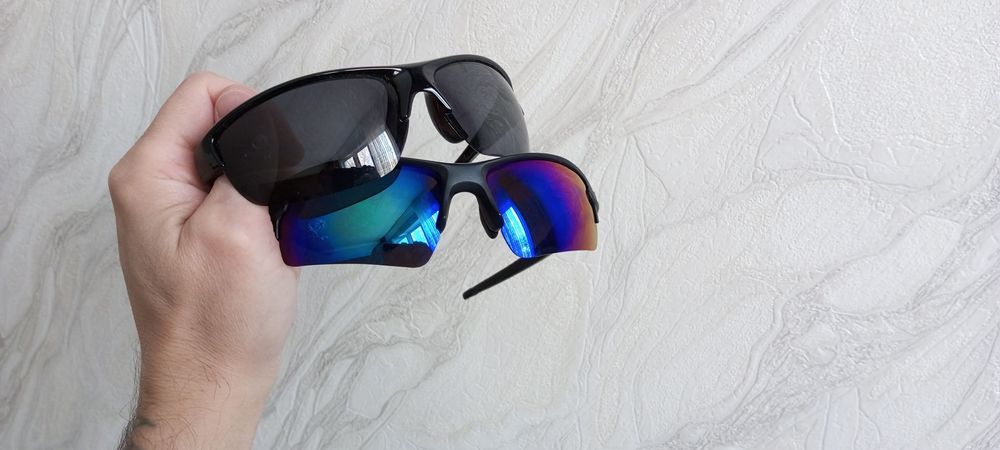 Продам новые - Очки 2 пары !!!