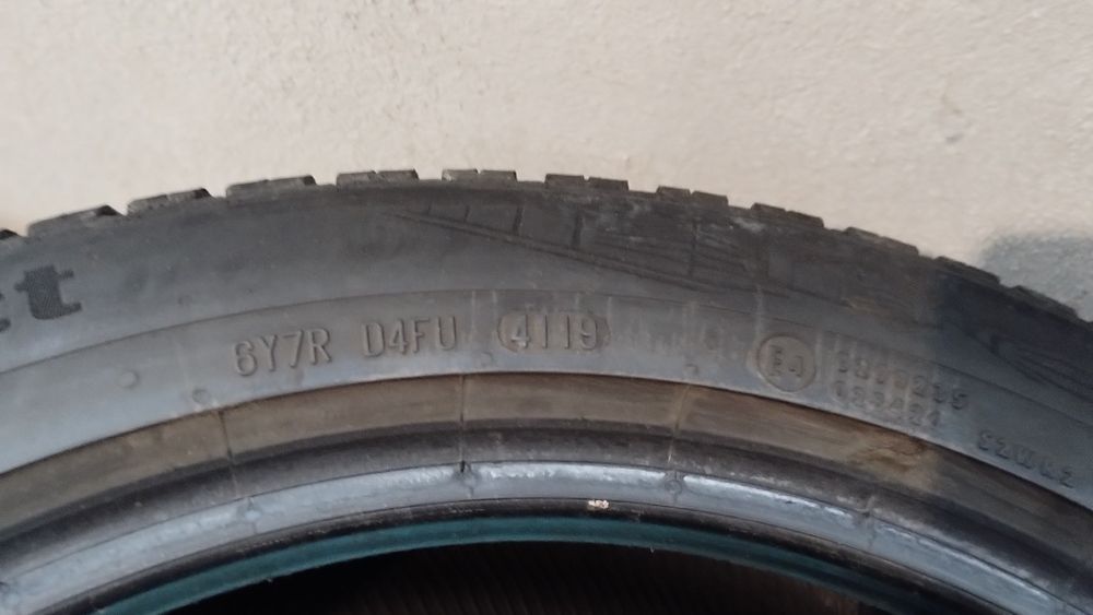 4бр.гуми225/45r17 continental al season contact Xl