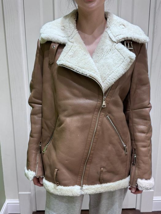 Продам дубленку в отличном  состоянии!