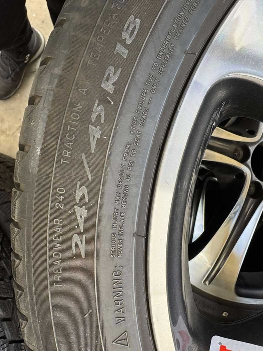 Мерцедес/Mercedes оригинални джнати с гуми 245/45R18 W213