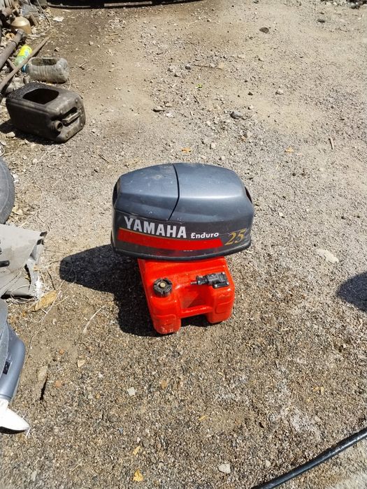 Продам лодку с мотором