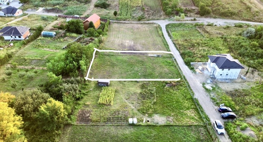 Teren casa cu PUZ si CU in Valea Lupului str Valea Prisacii