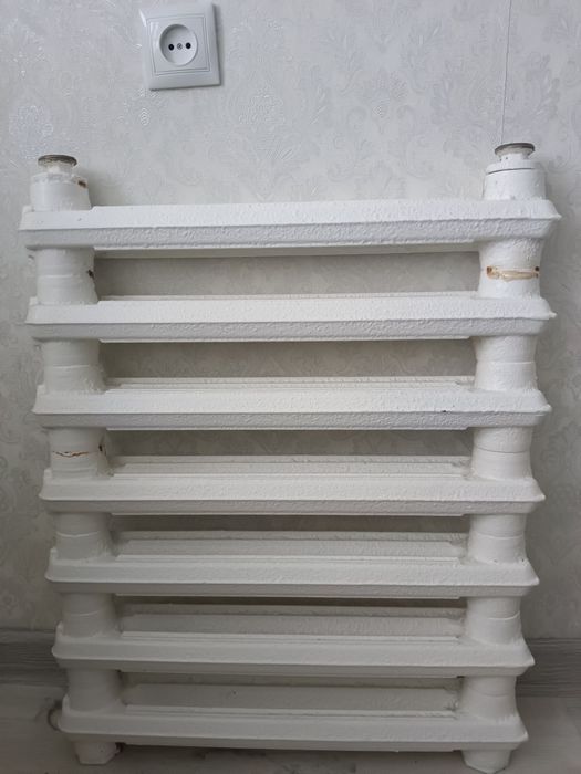 Продам чугунные батарей