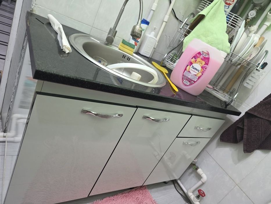 Oshxona shkafi moyka