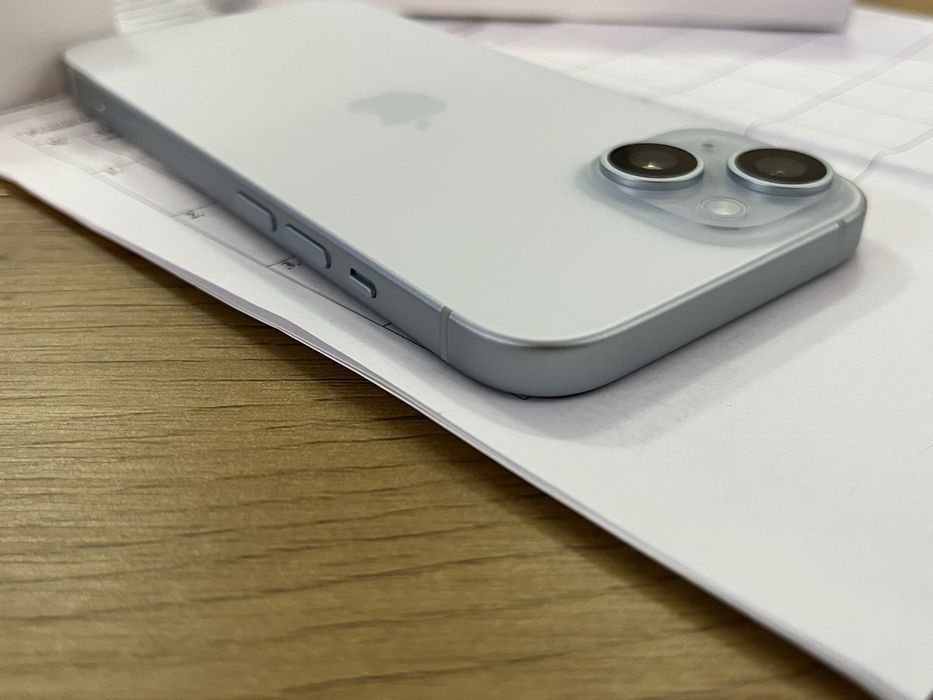 Бартер iPhone 15 128gb 3 цикъла 24м А1 гаранция blue