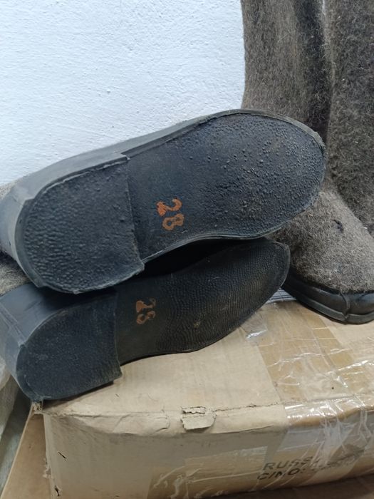 Спец сапоги зимние и валенки