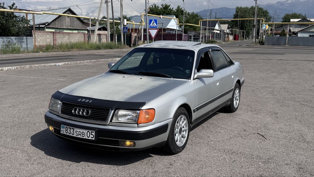Audi 100 c4 (quattro®)