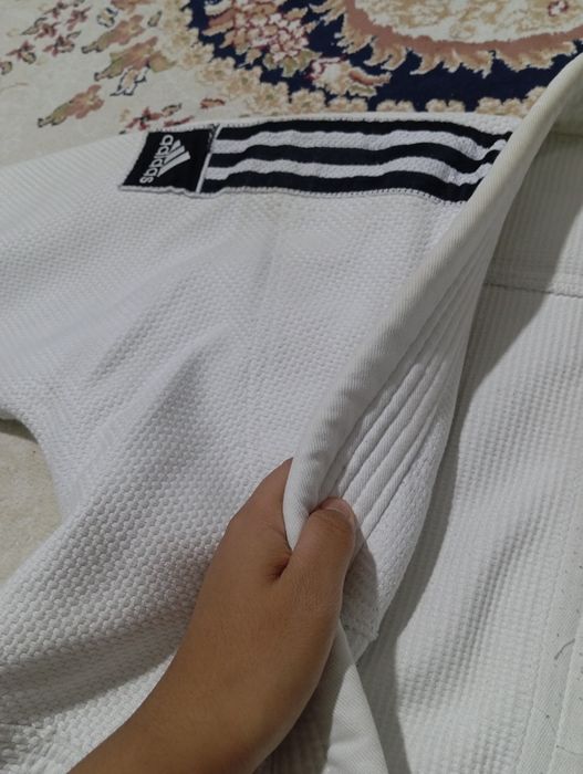 Кимано Adidas-155 размер