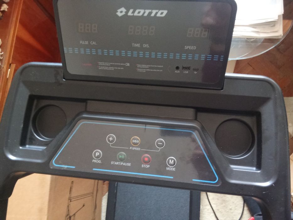 Пътека за бягане само пробвана