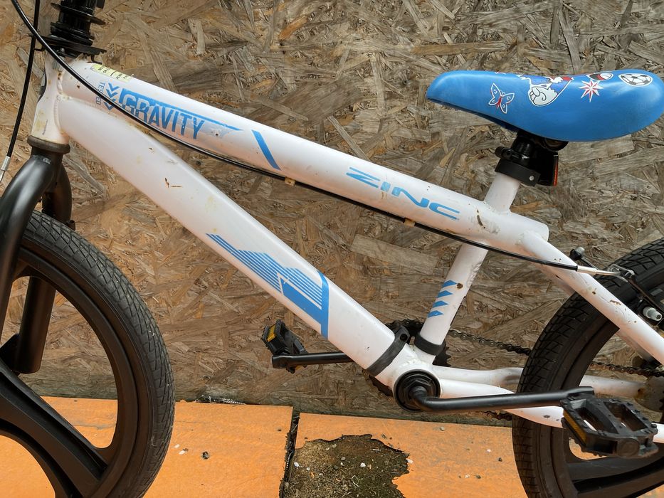 Bicicleta bmx gravity roti 20”