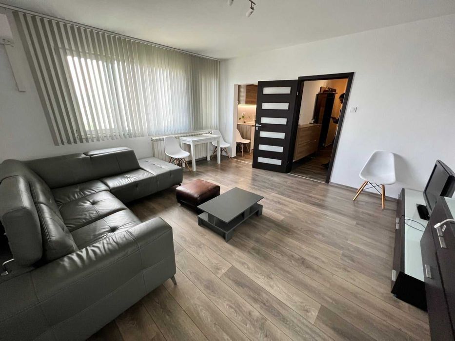 Дава се под наем Тристаен апартамент в София, Лагера - 80 кв.м за 663 € - Снимка #1