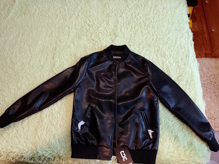 Бомбер экокожа новый