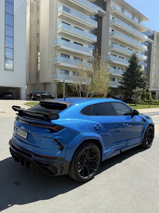 Lamborghini Urus Mansory